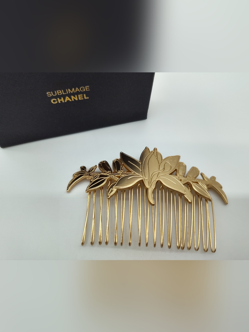 CHANEL Sublimage Gold Hair Comb Camellia Floral Beauté VIP Gift Rare NIB